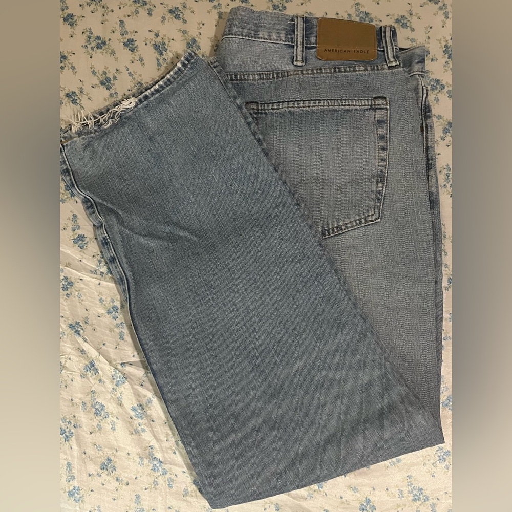 American Eagle Outfitters Light Blue Straight Leg Jeans